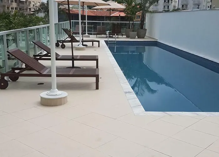 Apartamento em Ubatuba - Praia Grande com Wifi gratuito, rede de proteção e todo conforto que você merece